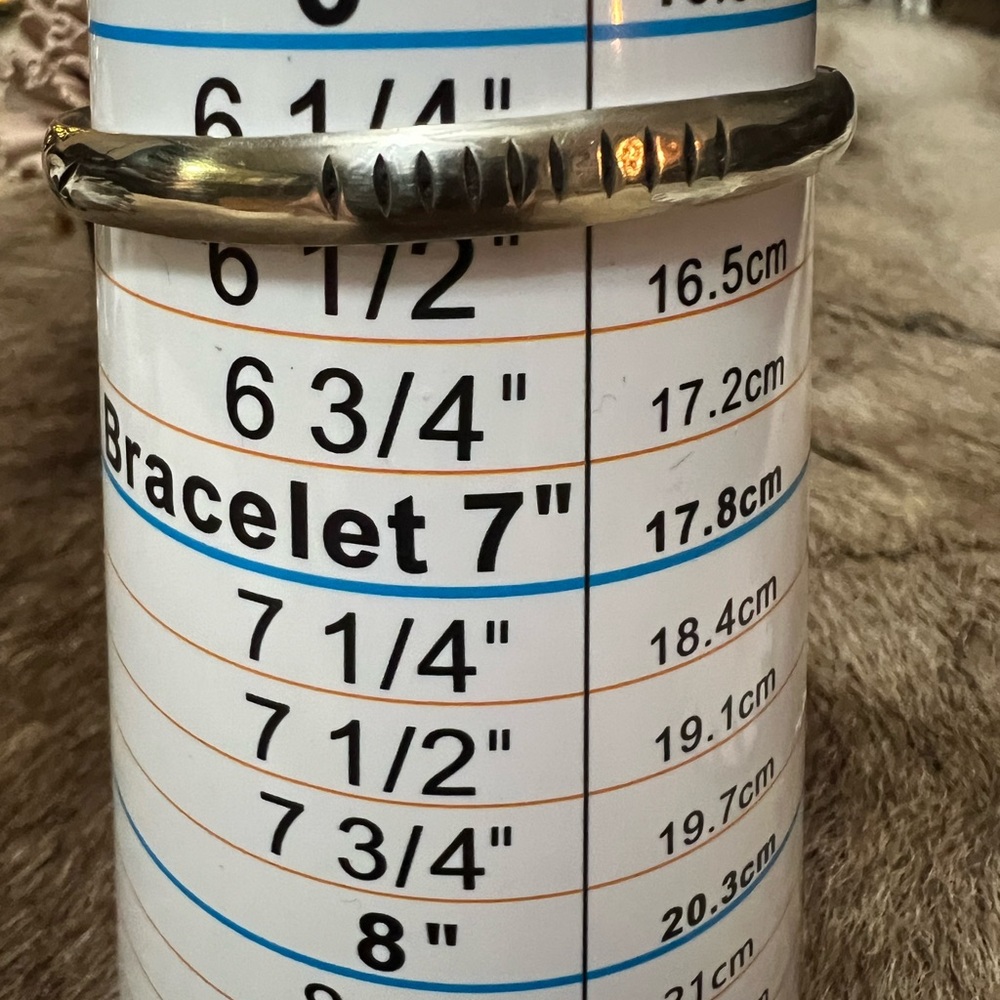 Beautiful Native Sterling Silver Bangle - image 5